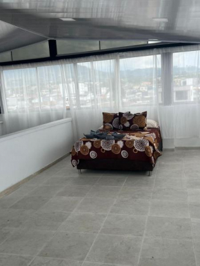 APARTAESTUDIO AMOBLADO EN ZONA ROSA DE DOSQUEBRADAS